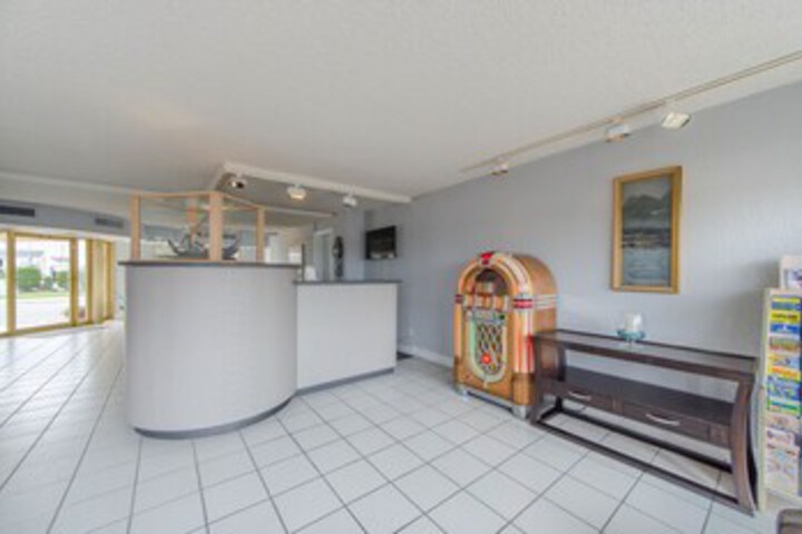 Hotel Interior 16 of 216