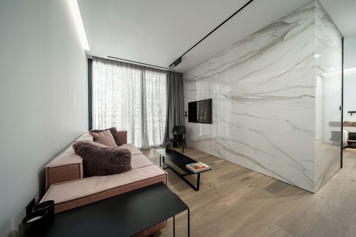 Room 57 of 182