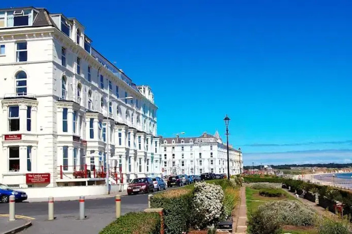 THE LONDON HOTEL