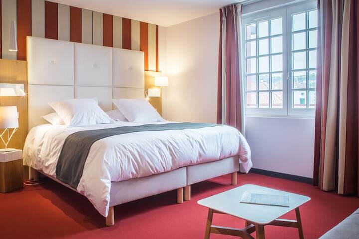 Room 14 of 39