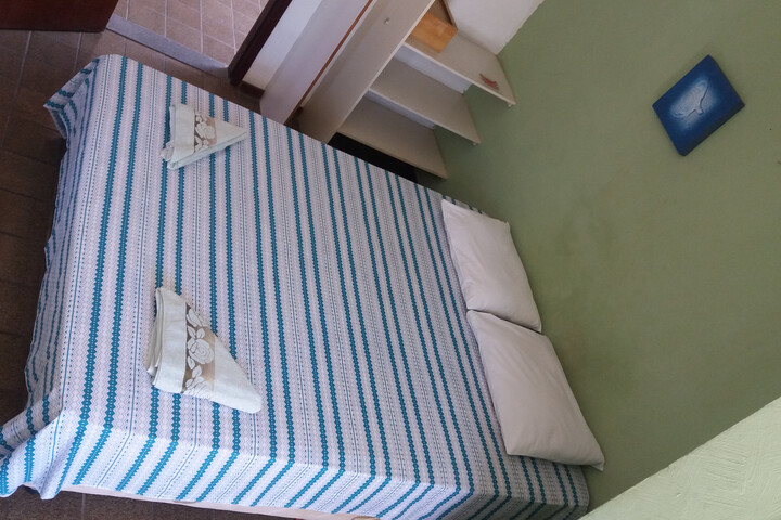 Room 3 of 13