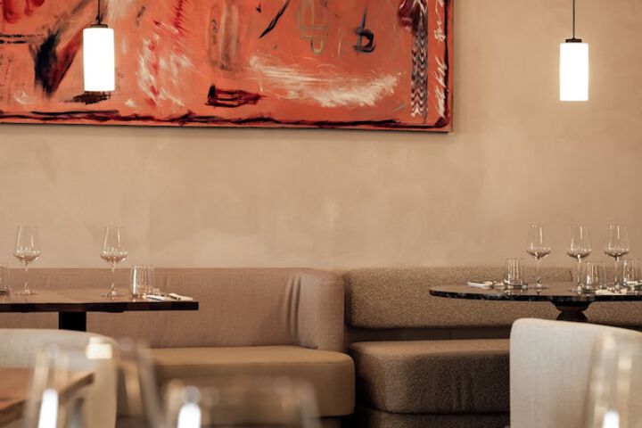 Dining 99 of 127
