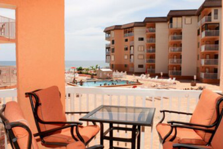 Terrace/Patio 2 of 27