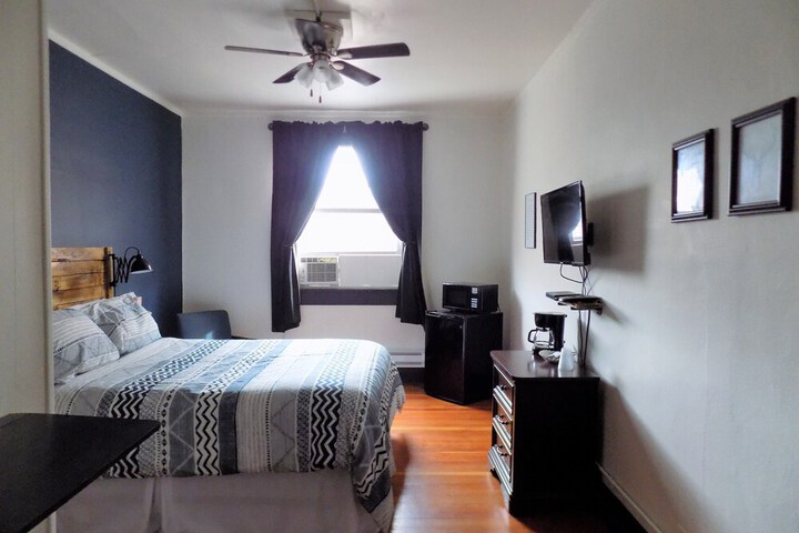 Room 16 of 63