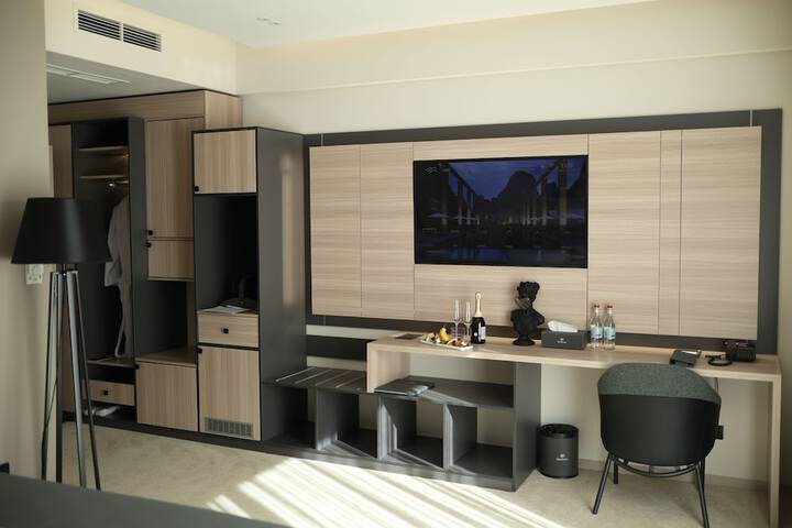 Room 73 of 130