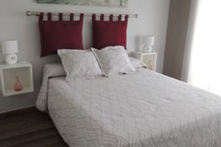 Room 9 of 20