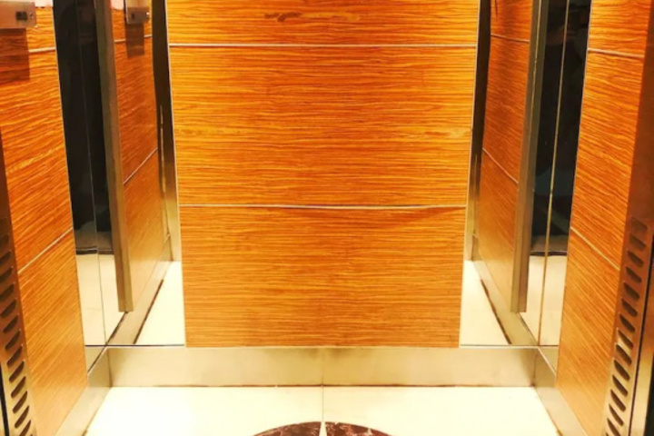 hotel_rooms