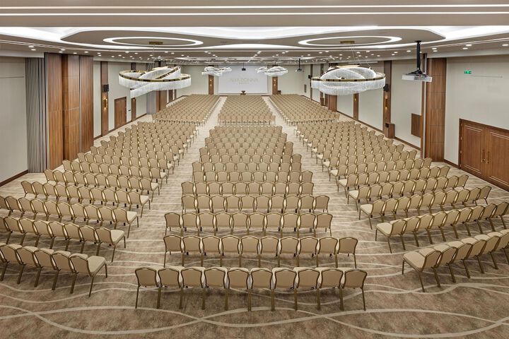 Business Center 154 of 189