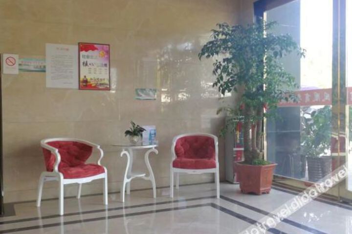 Hotel Interior 6 of 19