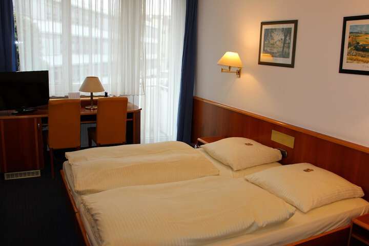 Room 14 of 31