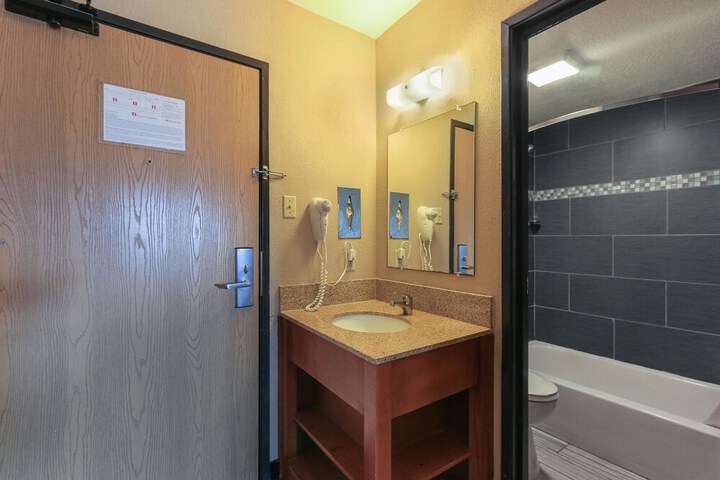 Standard Suite