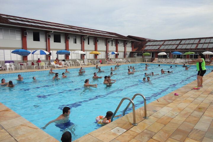 Pool 16 of 63