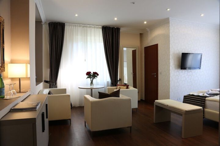 Room 22 of 52