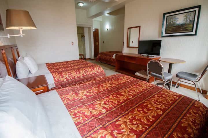 Room 35 of 81