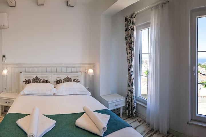Room 20 of 52