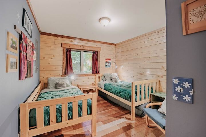 Room 9 of 40