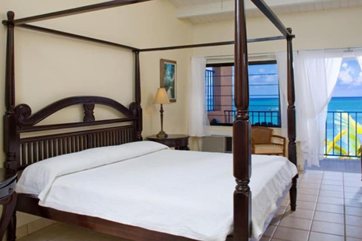 Room 3 of 35