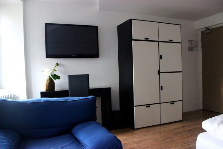 Room 19 of 39