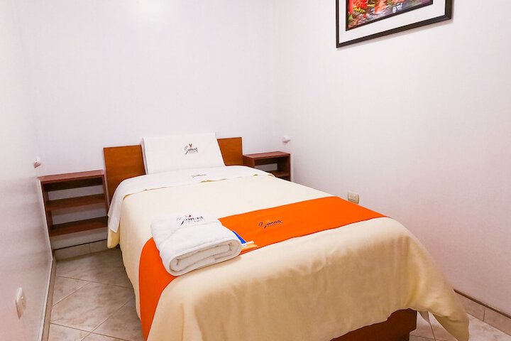 Room 34 of 65