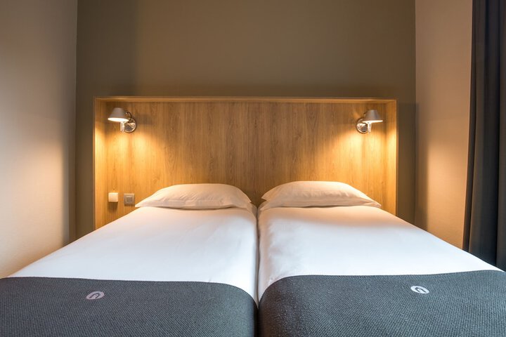 Room 11 of 59