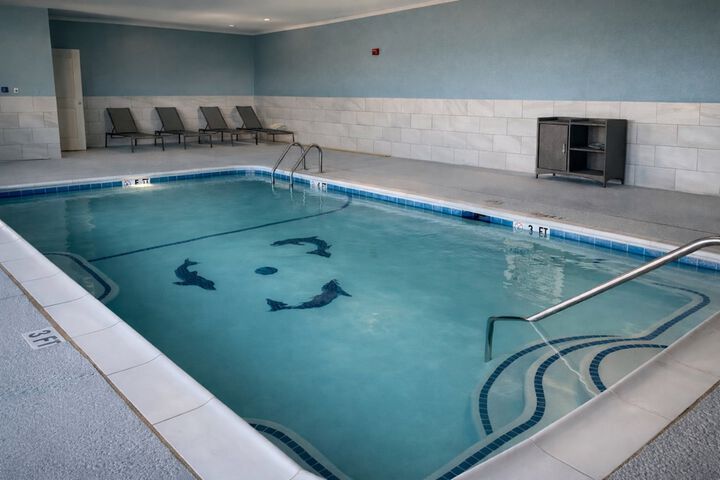 Hotel Pool