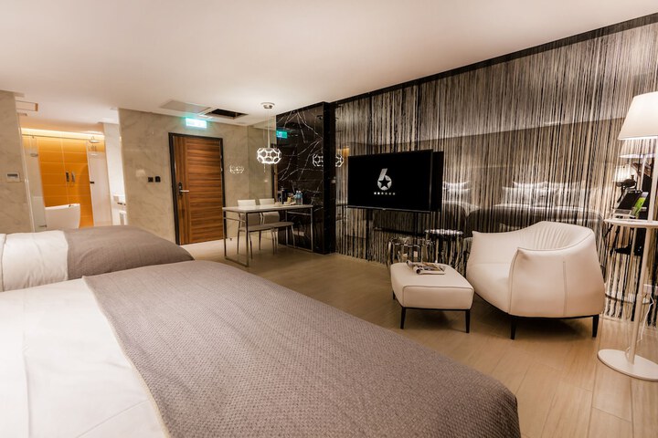 Room 18 of 59