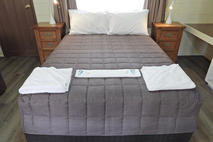 Room 3 of 48