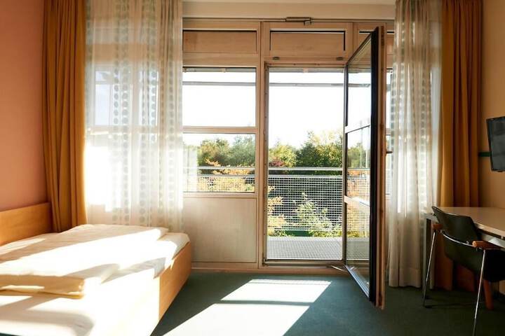 Room 20 of 84