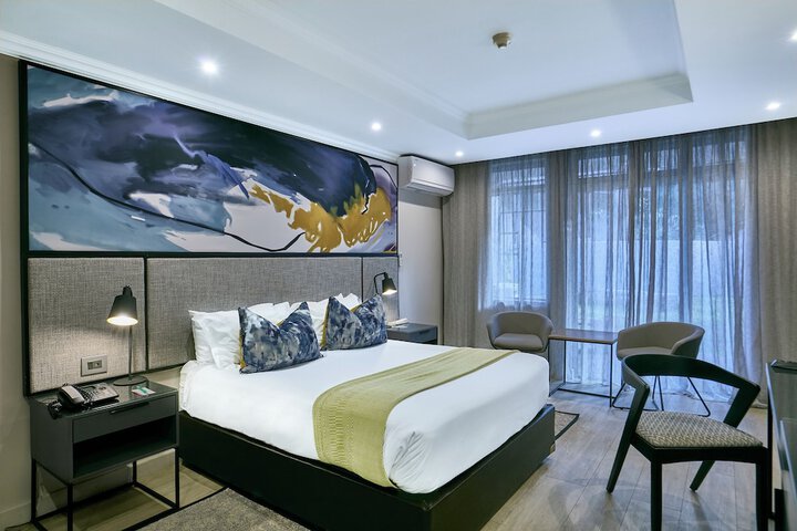 Room 21 of 100