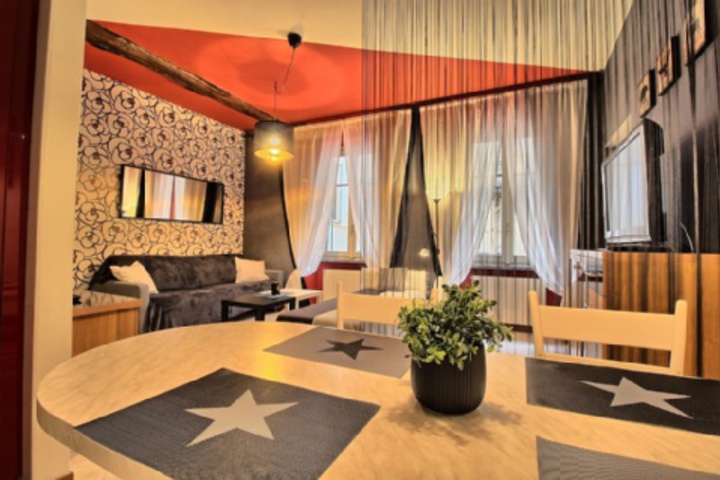 Room 408 of 528