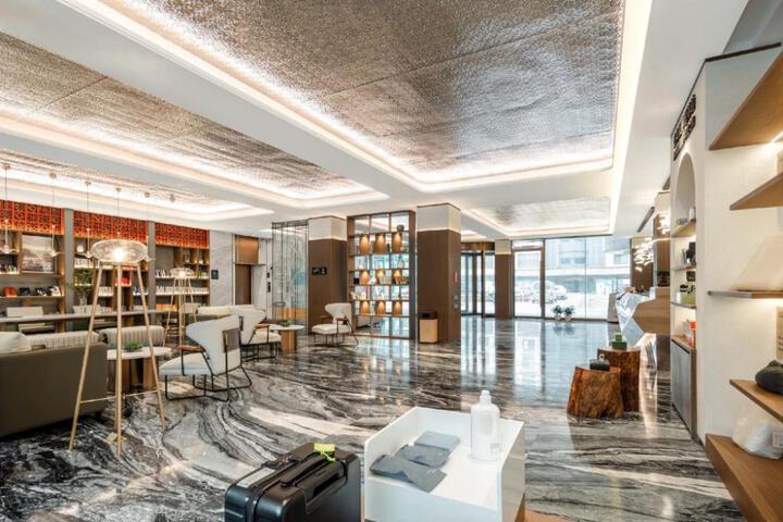 Atour Hotel Quanzhou Jinjiang Airport Sunshine Road