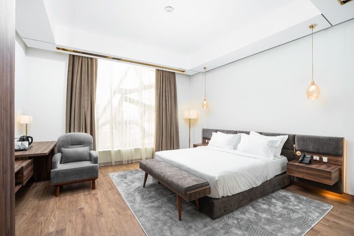 Room 4 of 21
