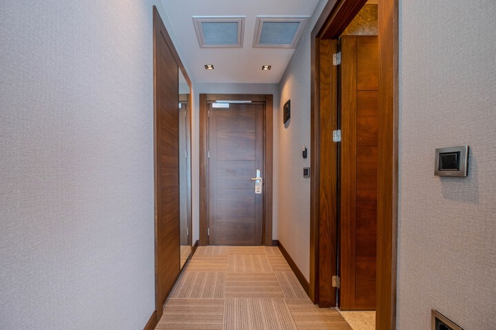 Room 30 of 59