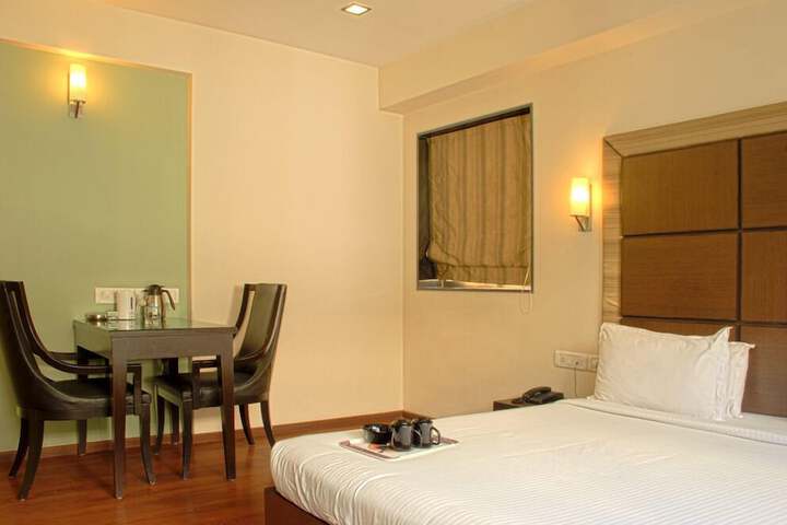 Room 3 of 23
