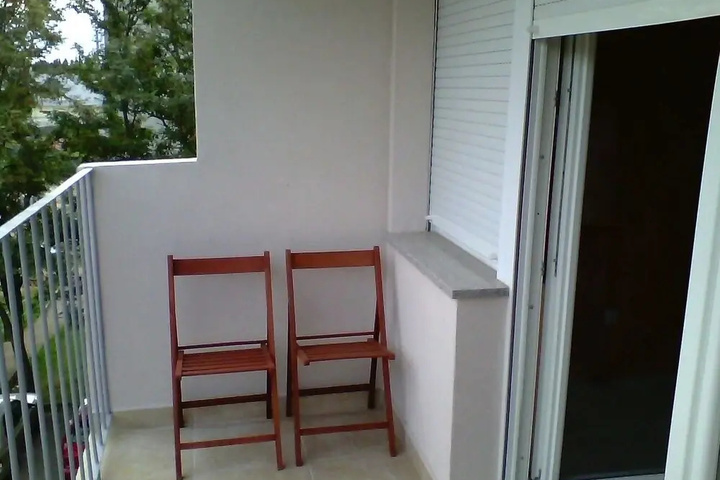 Terrace/Patio 4 of 7