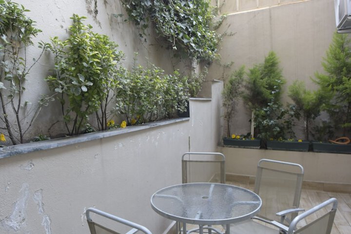 Terrace/Patio 35 of 46