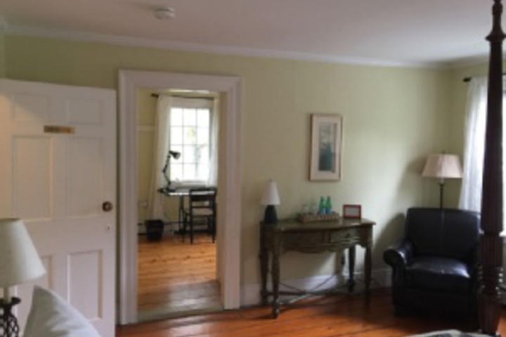 Room 80 of 96