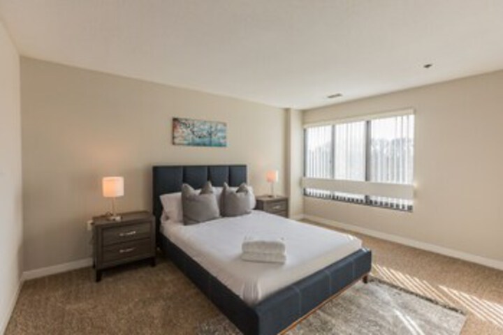 Room 227 of 307