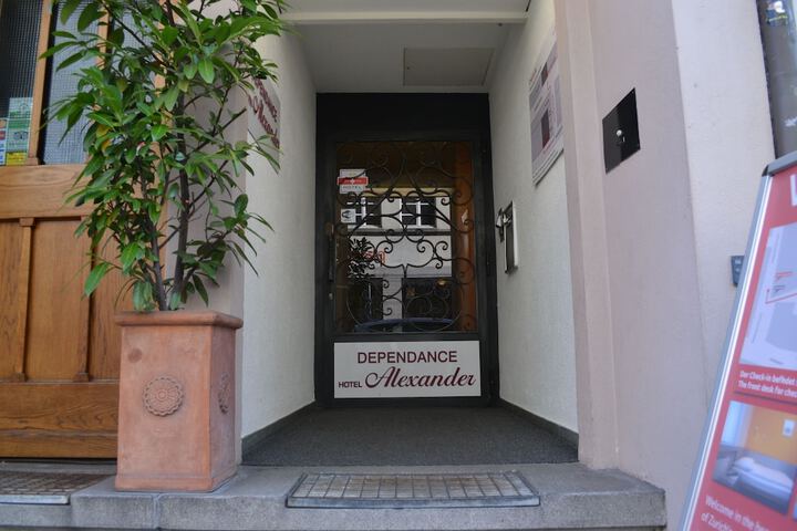 Hotel 45 of 47