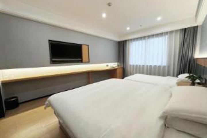 Room 19 of 20