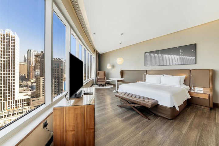 Room 42 of 260