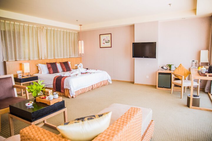 Room 15 of 40