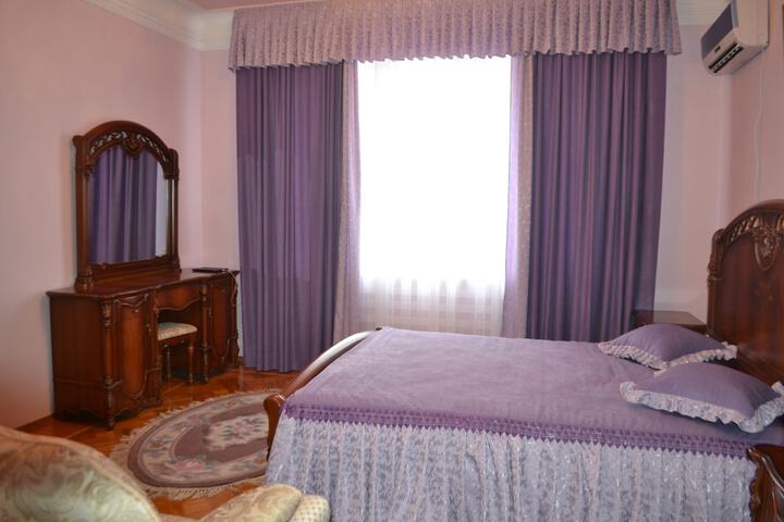 Room 3 of 29
