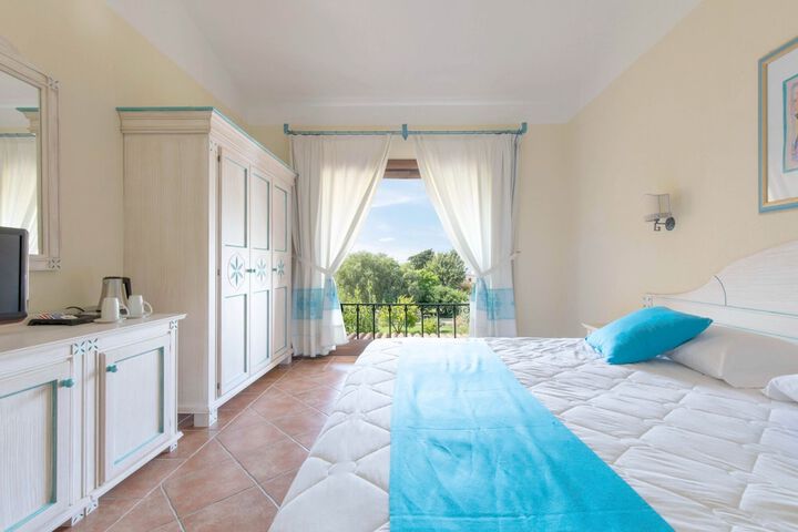Room 4 of 67