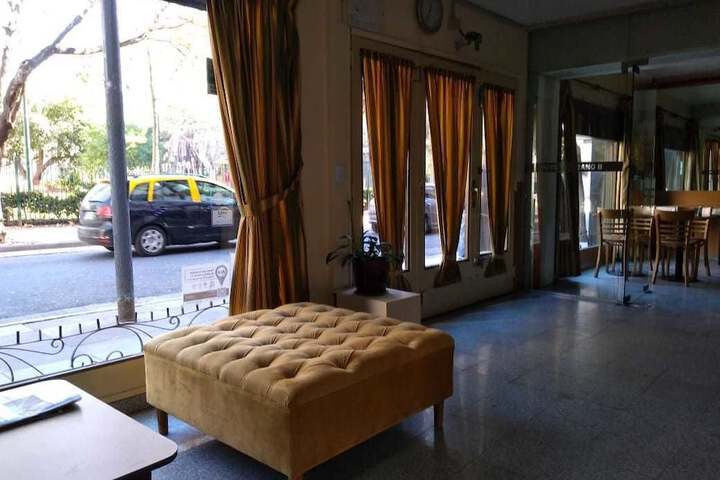 Room 12 of 18