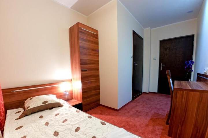 Room 9 of 51