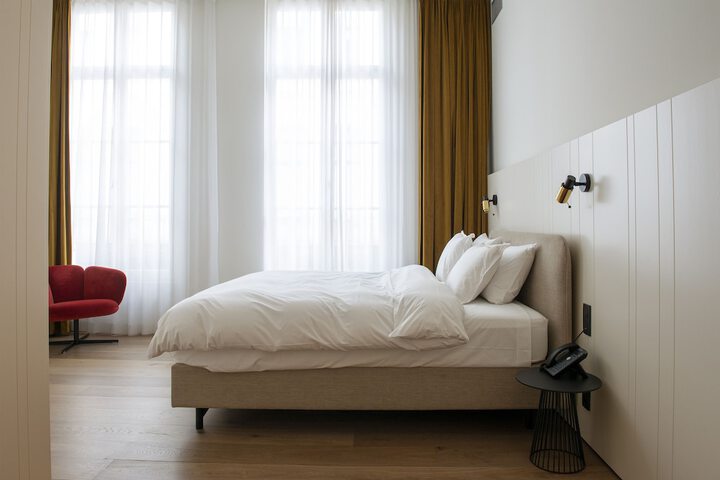 Room 5 of 30