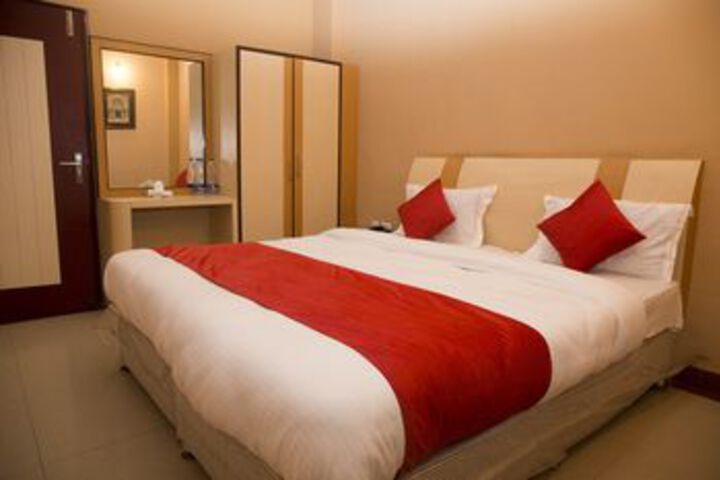 Room 5 of 21