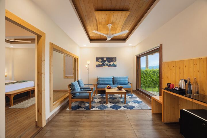Room 4 of 57