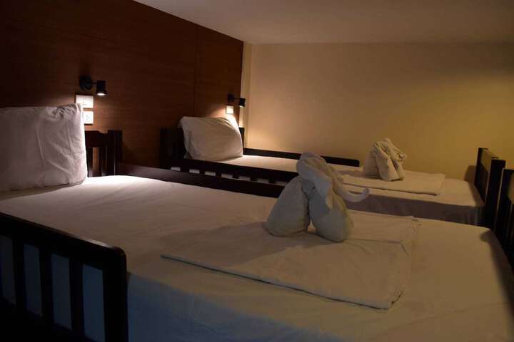 Room 16 of 50